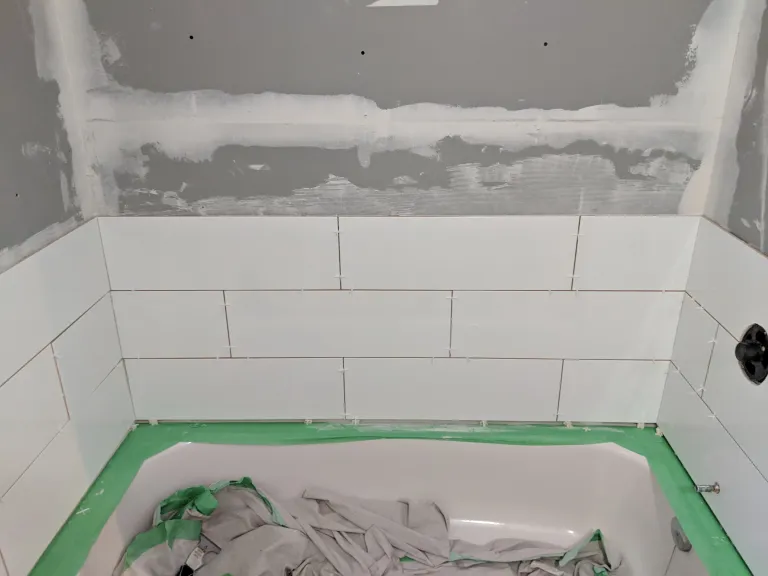 tub surround going up