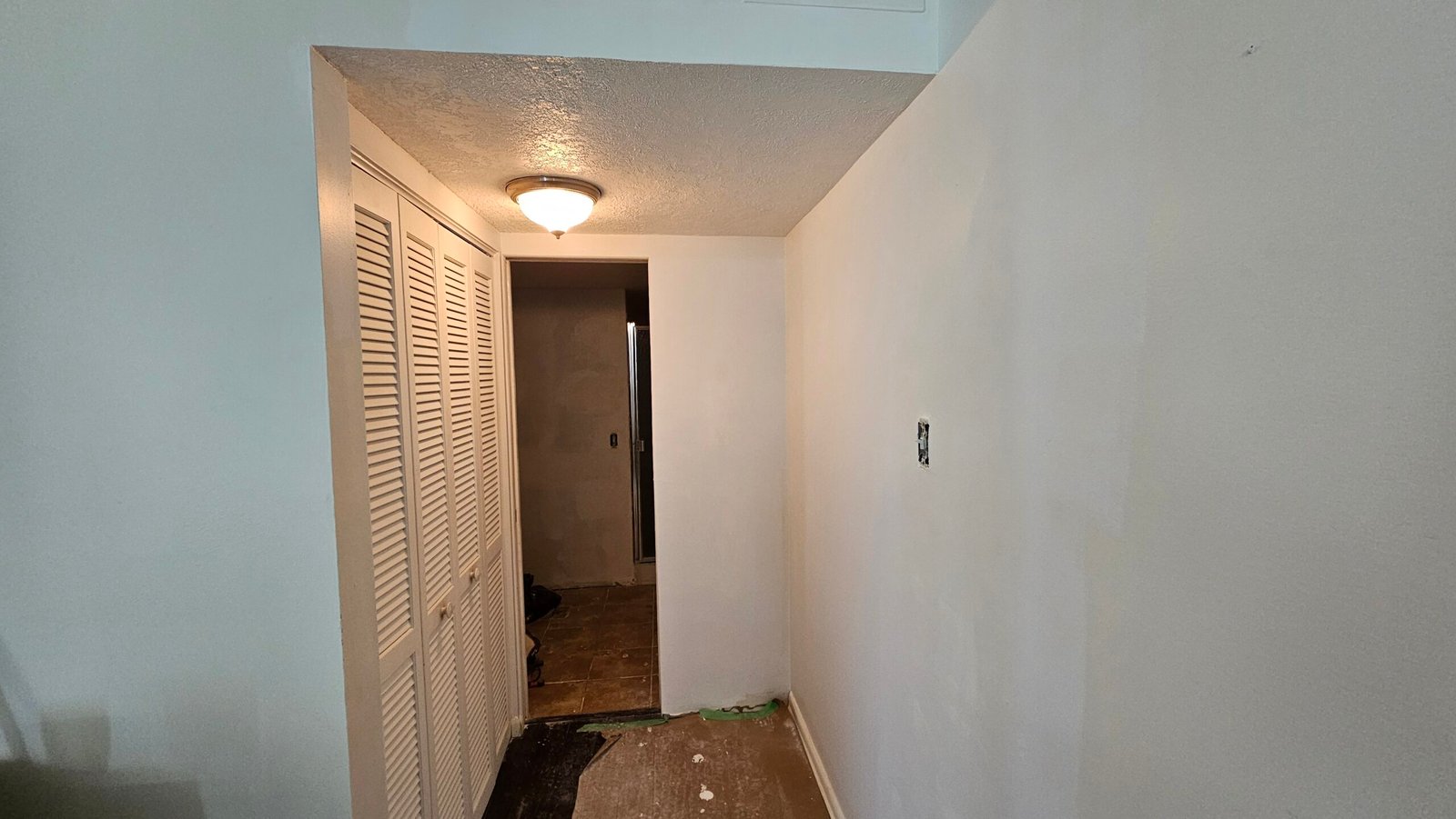 Kitchen Cabinet Hardware and Renovation Services in New Smyrna Beach - Florida's Handyman and Renovation Services