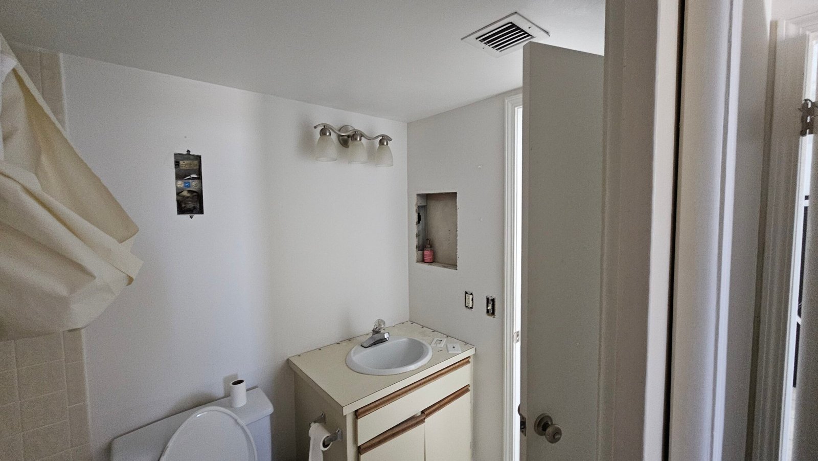 Built-in Closet Solutions and Interior Remodeling in Ponce Inlet - Florida's Handyman and Renovation Services