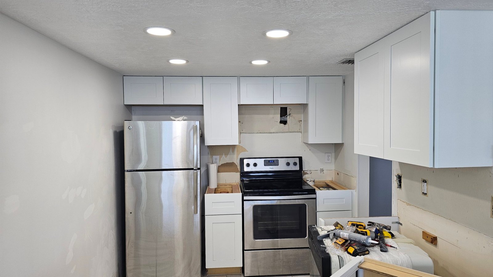 Custom Kitchen Backsplash and Modern Fixtures in Ponce Inlet - Florida's Handyman and Renovation Services
