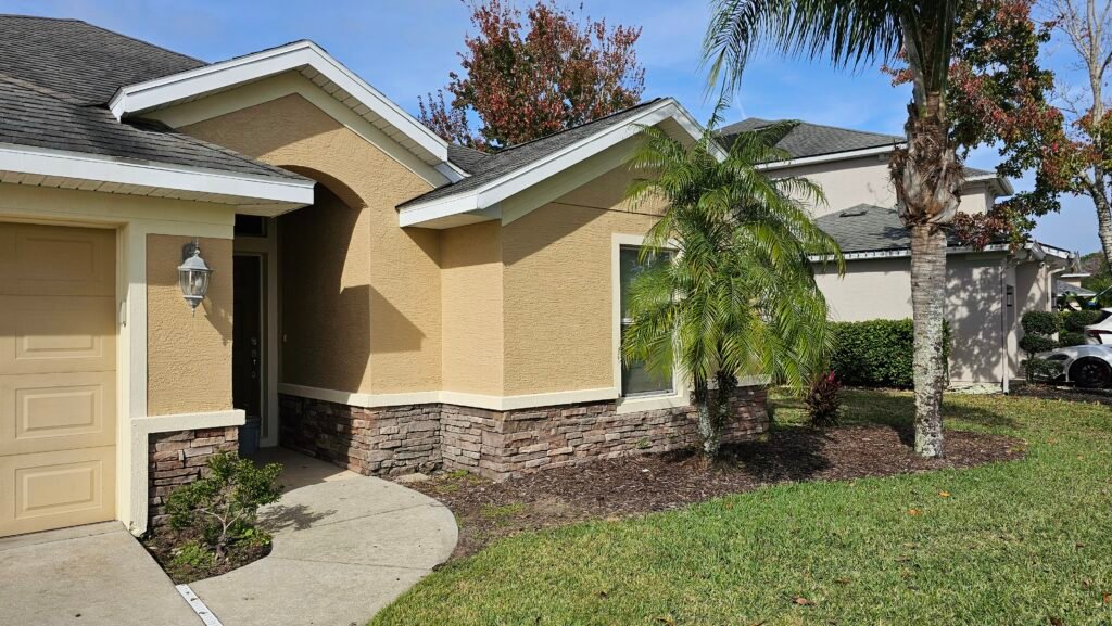 Professional home exterior painting services in Florida.