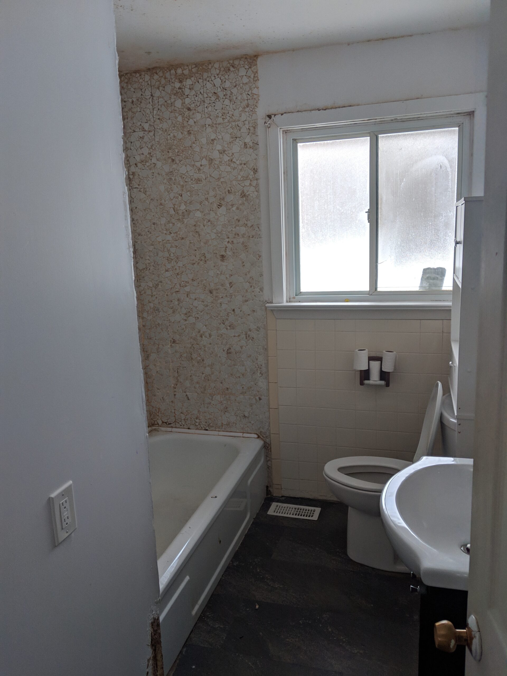 Professional bathroom tile repair and painting in Holly Hill Florida