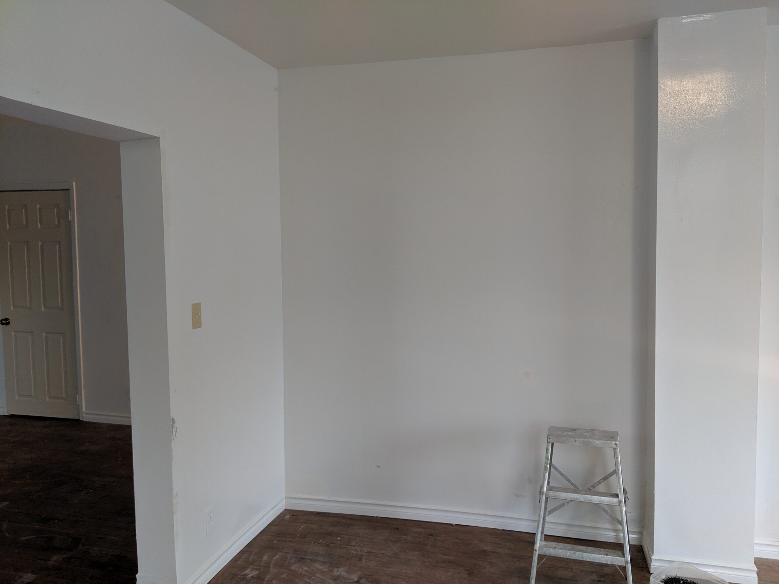 Professional floor installation in New Smyrna Beach, FL - Florida's Handyman.