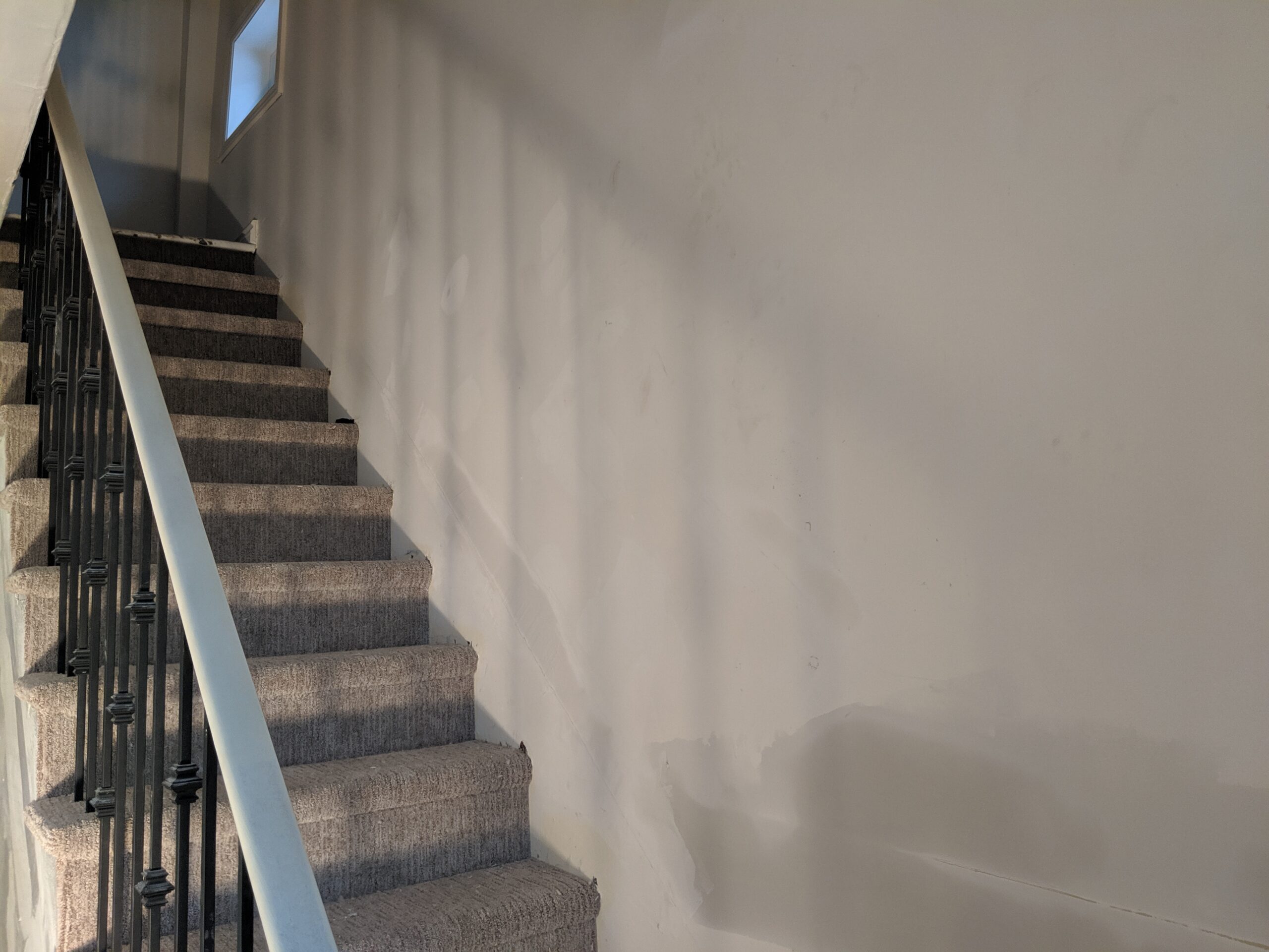 Professional floor installation in New Smyrna Beach, FL - Florida's Handyman.