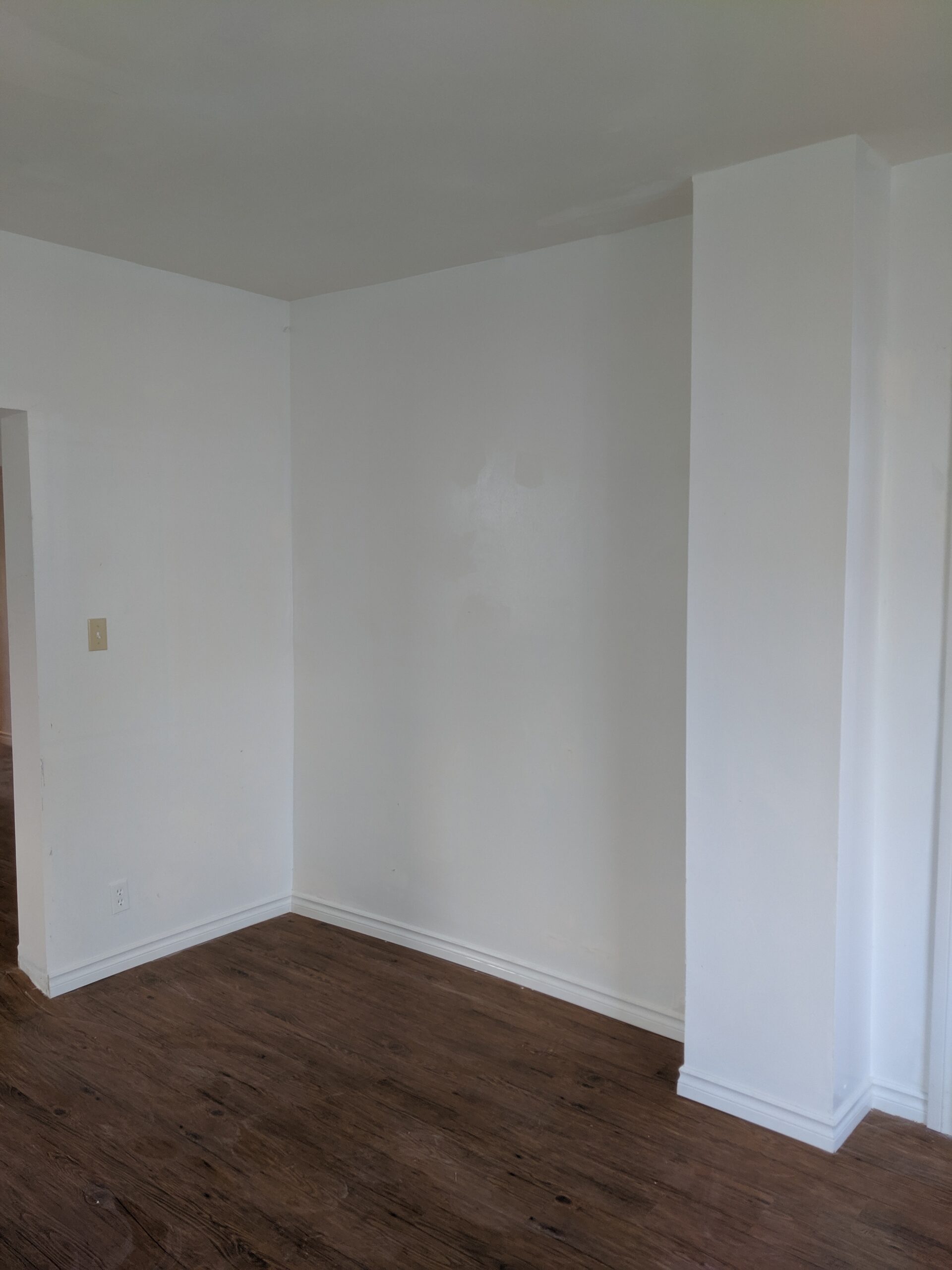 Professional floor install in Daytona Beach Shores, FL - Florida's Handyman.