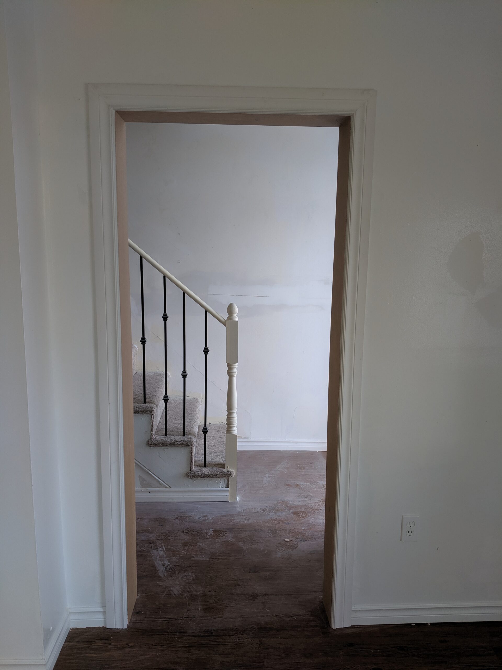 Expert floor install in Daytona Beach, FL - Florida's Handyman.