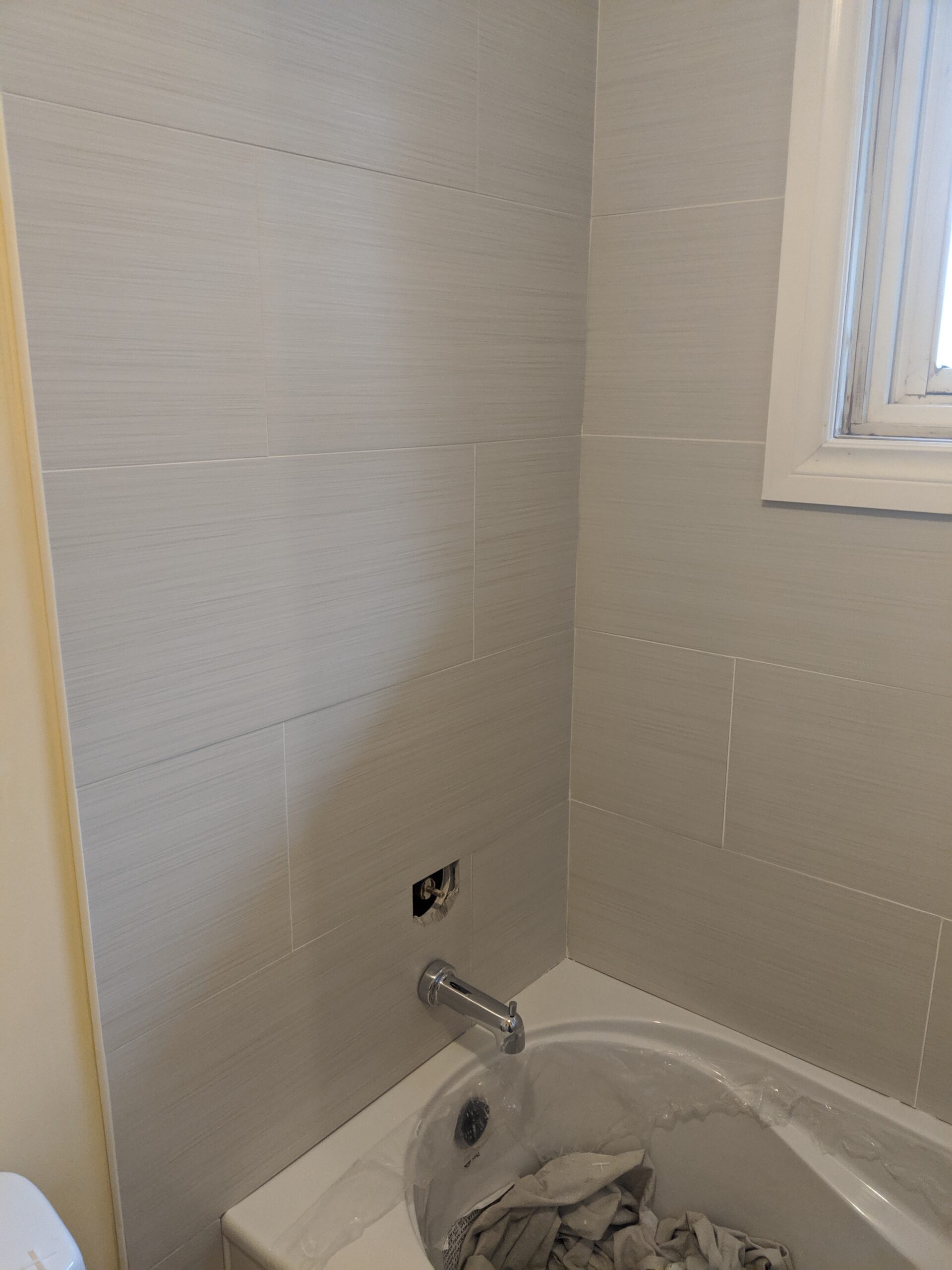 Expert bathroom tile installation and painting in Ormond Beach Florida