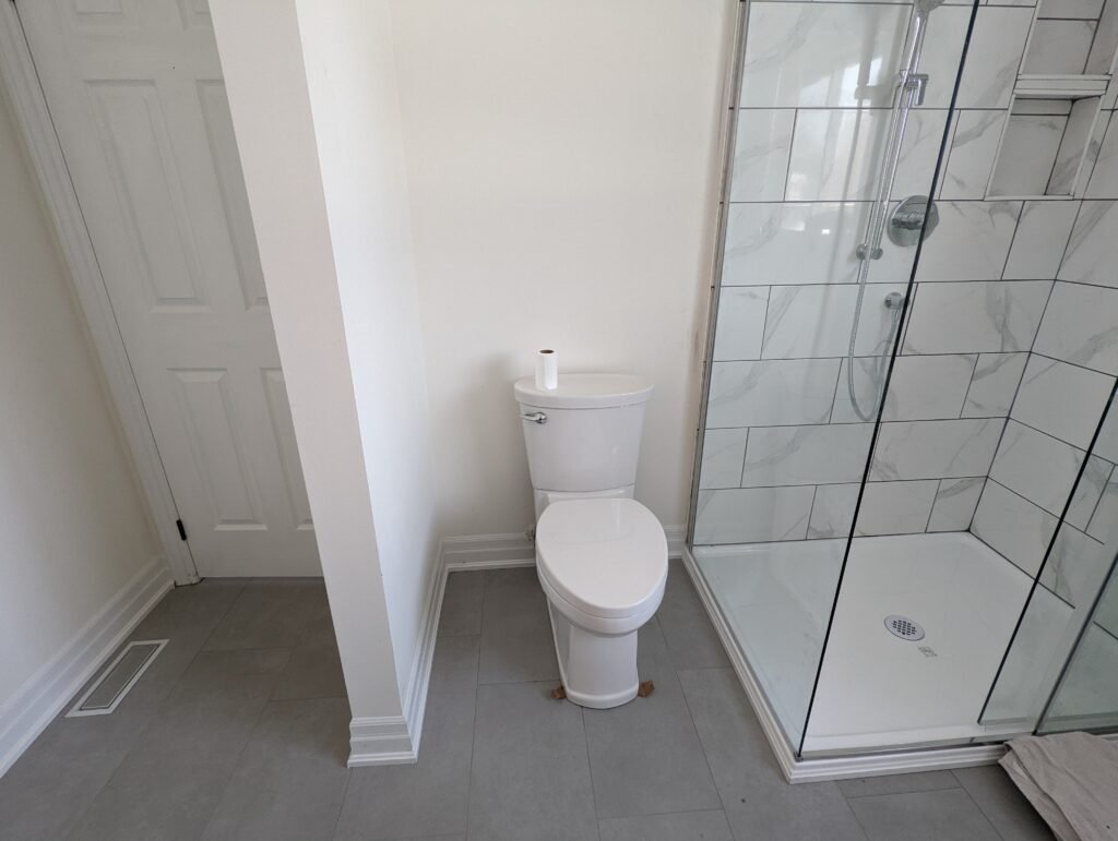 Expert bathroom tile installation and painting in Ormond Beach Florida